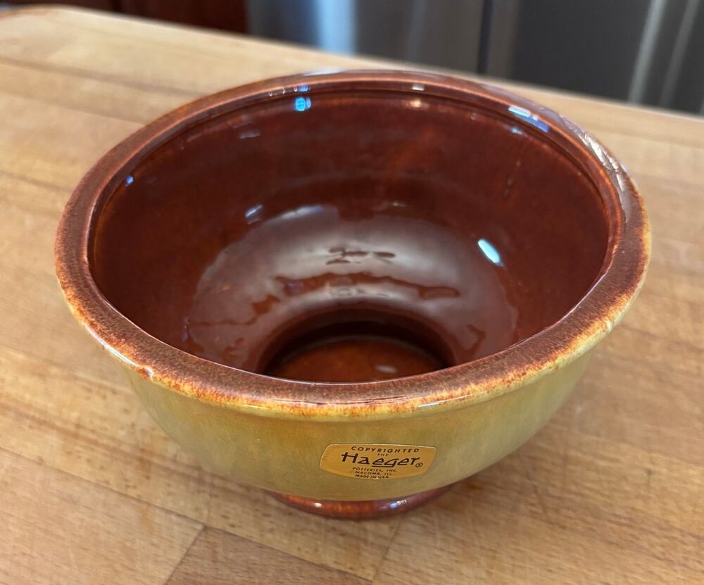 1970s Haeger Art Pottery Planter Amber Tobacco Drip Glaze M.C.M. Cachepot